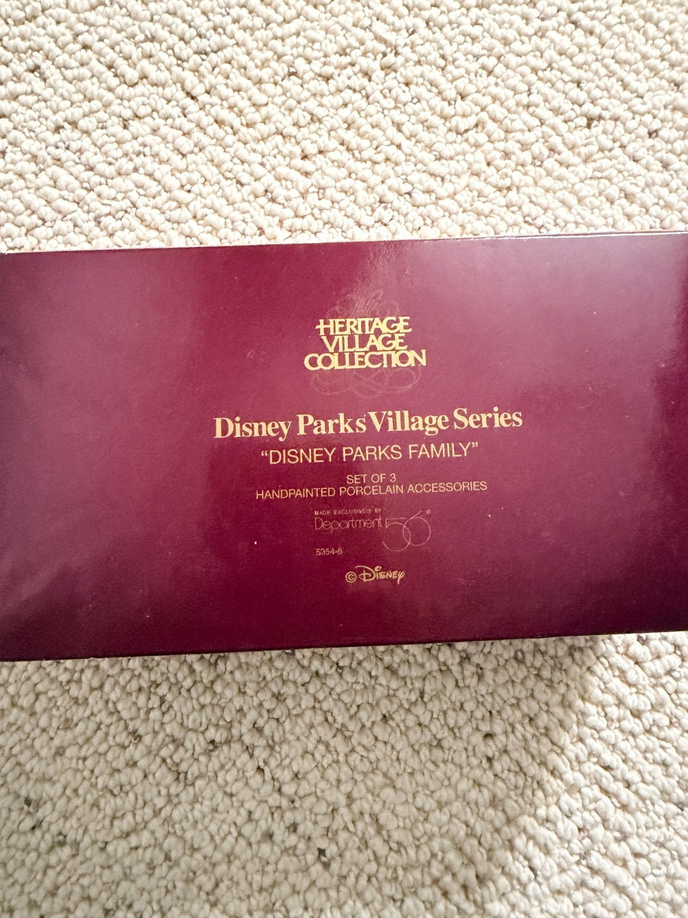 Dept 56 Disney Parks Village Series Disney Parks Family Set of 3 5354-6 Retired